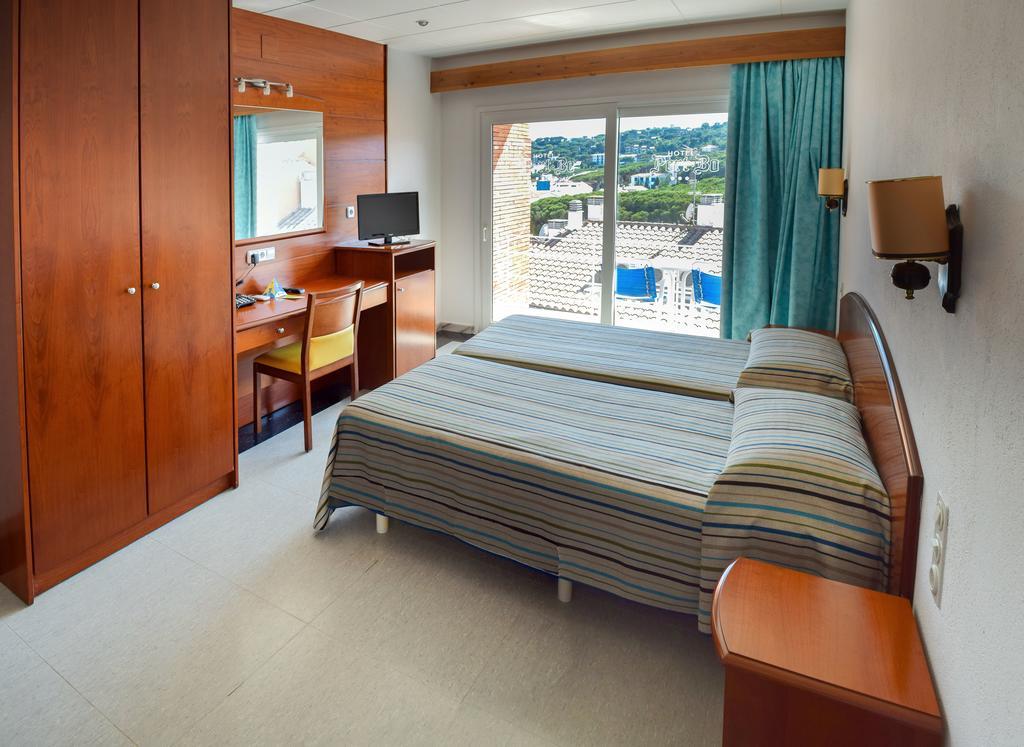 Hotel Port-Bo Калелья-де-Палафружель Экстерьер фото