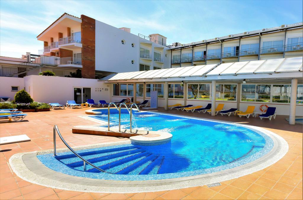Hotel Port-Bo Калелья-де-Палафружель Экстерьер фото